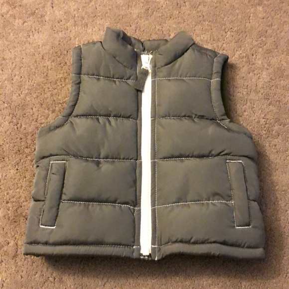 Old Navy puffy vest. - Picture 1 of 4